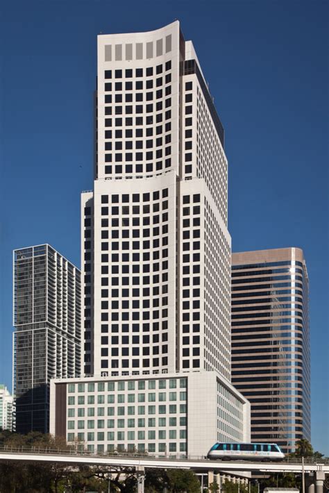600 brickell avenue|Iba pa.